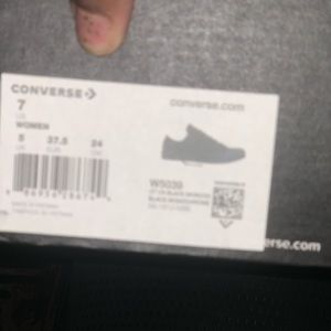 COPY - BRAND NEW Converse Chuck Taylors